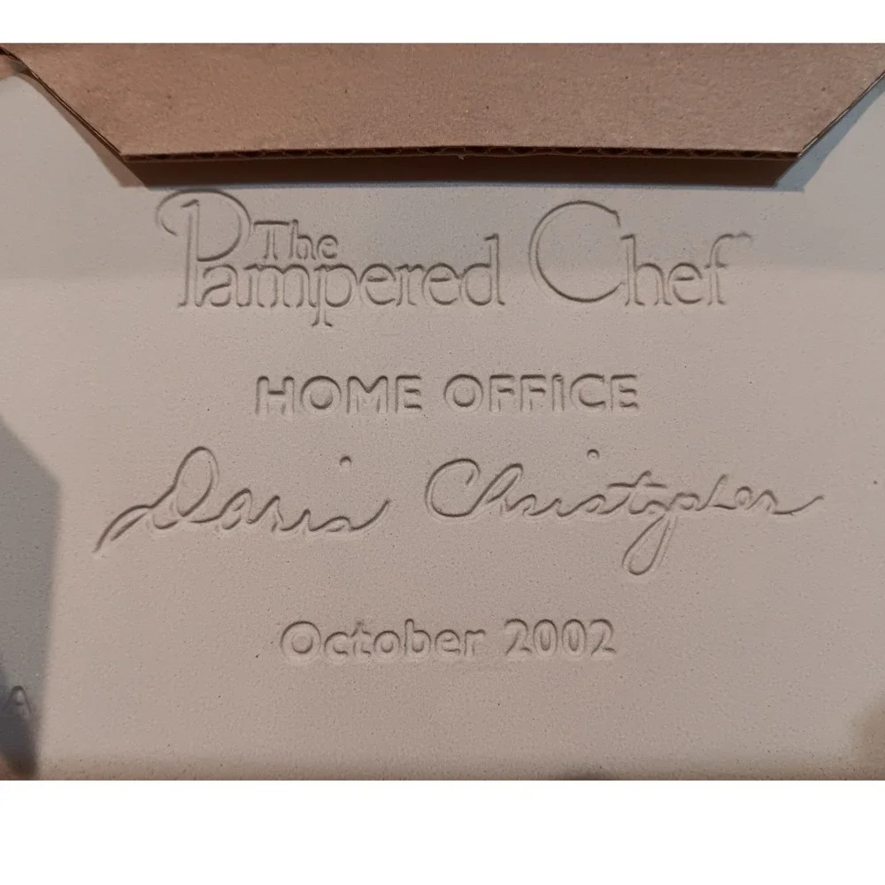The Pampered Chef Home Office Cookie‎ Mold 4897 Stoneware 2002 Made in USA Tan